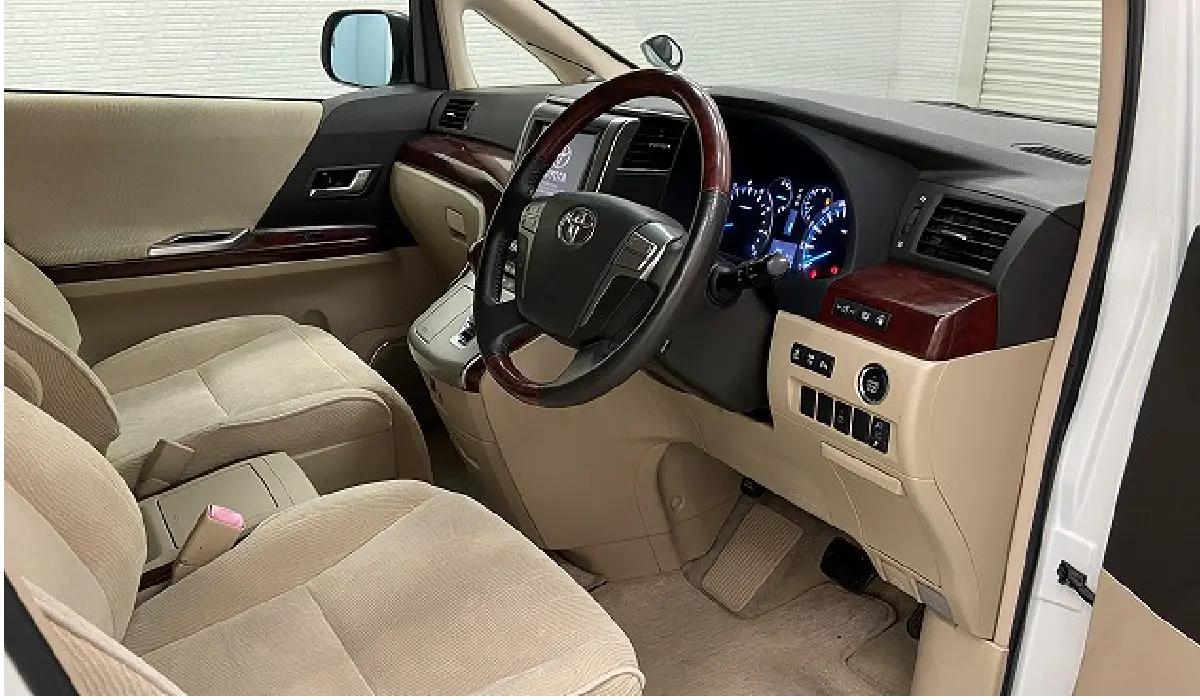 Toyota - Alphard 3.5 - Luxury Van Rentals Near Me - Used Luxury Van Near me - Exclusive Concierge Club.webp